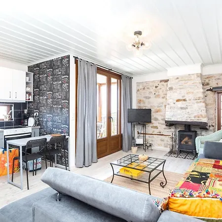 Restored 1902 Stone House With Superb Sea View Kallirákhi