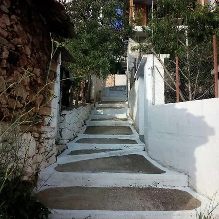 Restored 1902 Stone House With Superb Sea View Kallirákhi